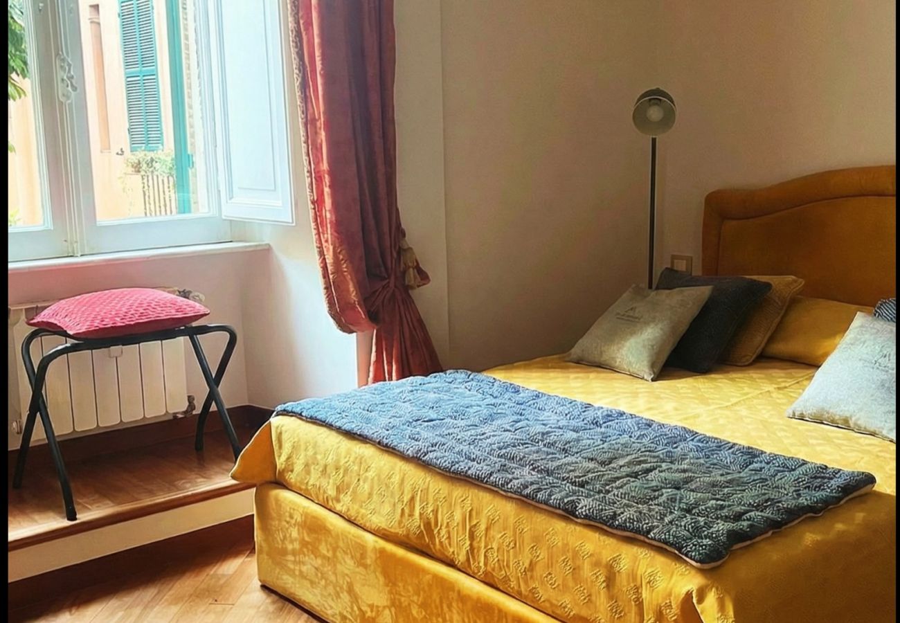 Affitto per camere a Roma - Suite Spaziosa · Bagno Privato · 5 Min dal Vaticano #4
