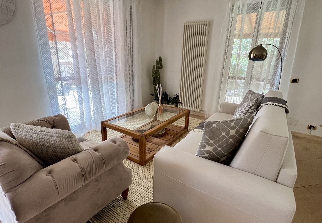 Villa a Grottammare - Villa Vista Mare e Giardino, pochi passi dal Borgo