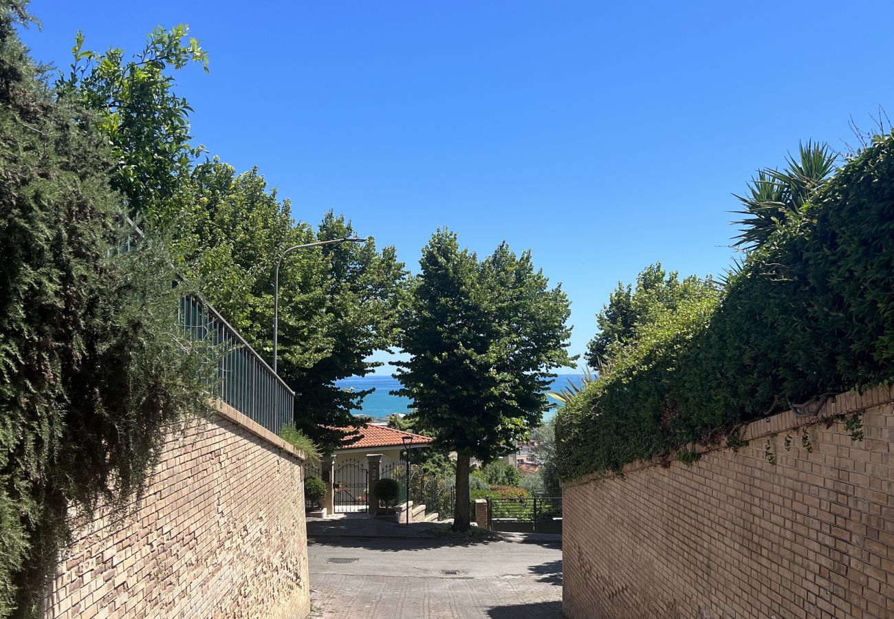Villa in Grottammare - Villa Vista Mare e Giardino, pochi passi dal Borgo